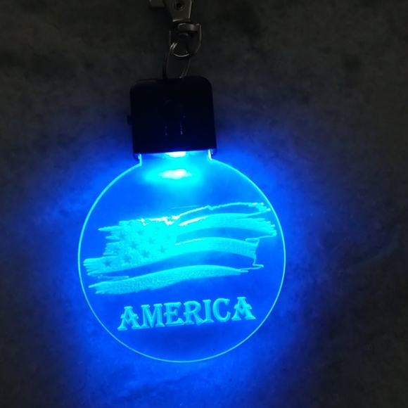 Keychain/Necklace - Picture 3 of 3